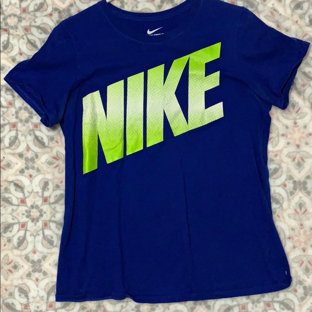Nike Tee